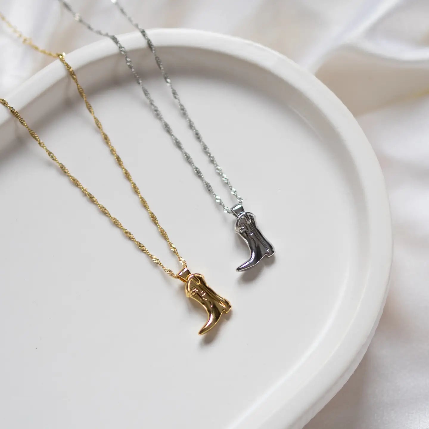 Shania Necklace Preorder