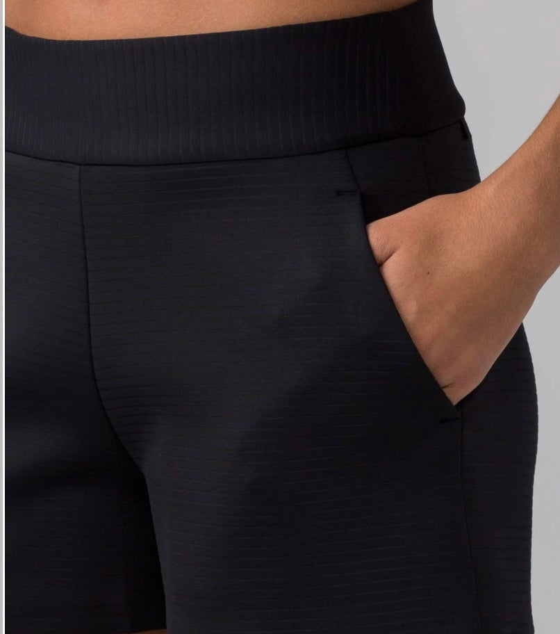 Lululemon Shaped Short